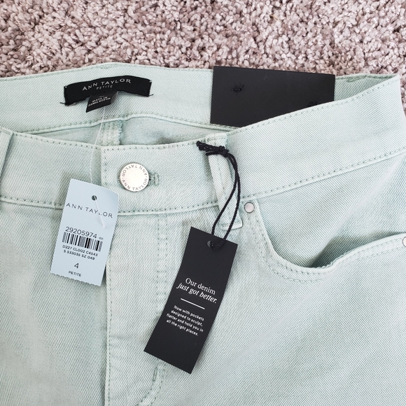 Ann Taylor Skinny Crop Jeans - Picture 5 of 8